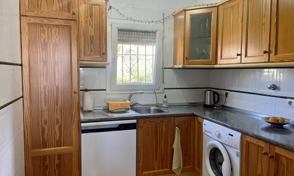 Återförsäljning - Fristående villa -
Algorfa