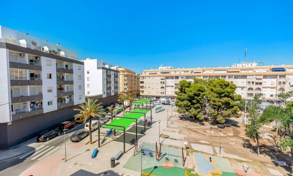 Sale - Apartment Flat -
Torrevieja - Playa de los locos