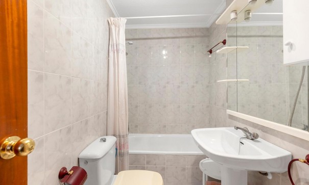 Sale - Apartment Flat -
Torrevieja - Playa de los locos