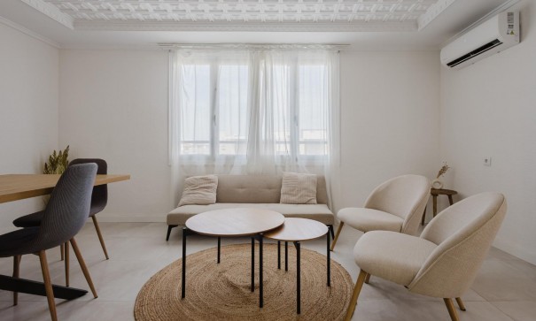 Sale - Apartment Flat -
Torrevieja - Playa del Acequión