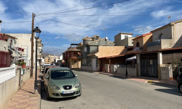 Sale - Town house -
Jacarilla - Comunidad Valenciana