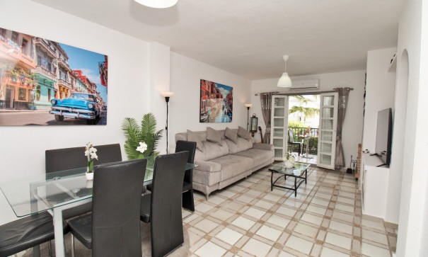 Återförsäljning - Lägenhet lägenhet -
Villamartín