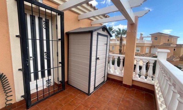 Återförsäljning - Fristående villa -
Algorfa