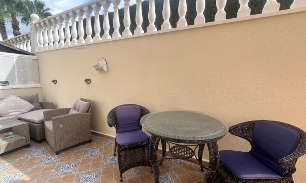 Återförsäljning - Fristående villa -
Algorfa