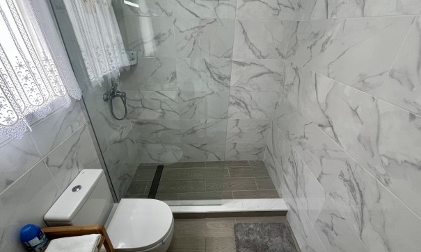 Revente - Villa Individuelle -
Algorfa