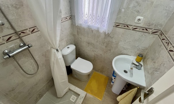 Revente - Villa Individuelle -
Algorfa