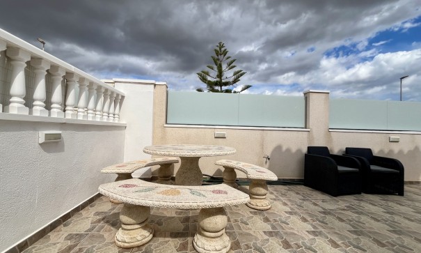 Revente - Villa Individuelle -
Algorfa