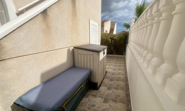 Revente - Villa Individuelle -
Algorfa