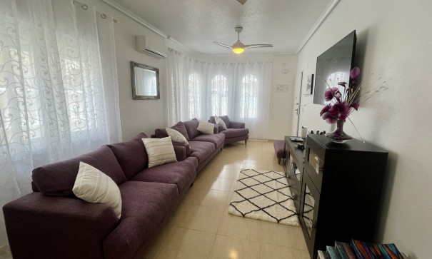 Revente - Villa Individuelle -
Algorfa