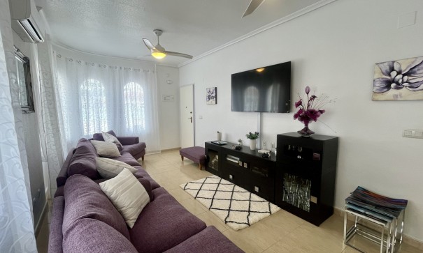 Revente - Villa Individuelle -
Algorfa