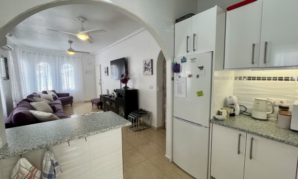 Revente - Villa Individuelle -
Algorfa