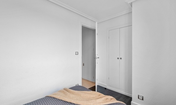 Sprzedaż - Apartament mieszkanie -
Punta Prima