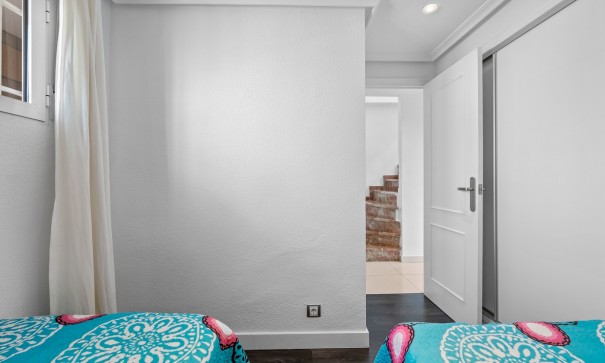 Sprzedaż - Apartament mieszkanie -
Punta Prima