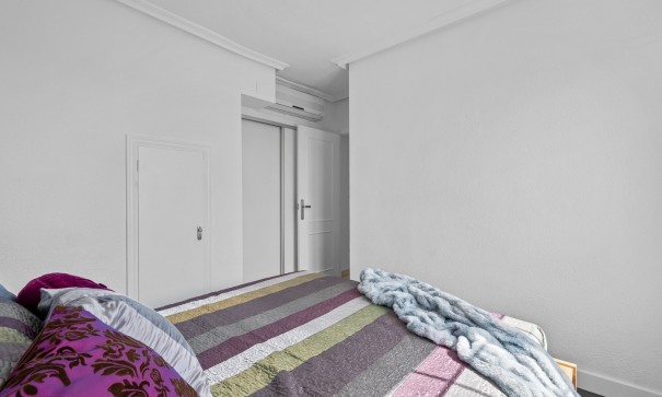 Sprzedaż - Apartament mieszkanie -
Punta Prima