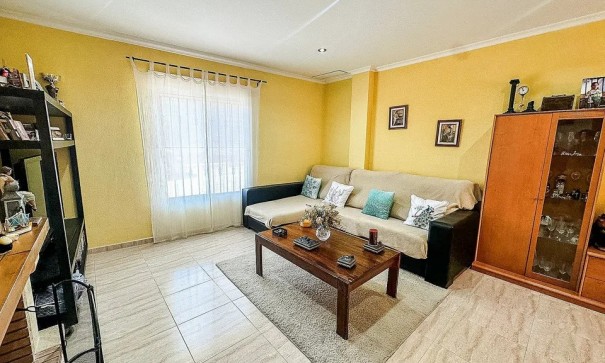 Venta - Casa de pueblo -
Hondón de los Fráiles