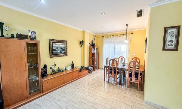 Venta - Casa de pueblo -
Hondón de los Fráiles