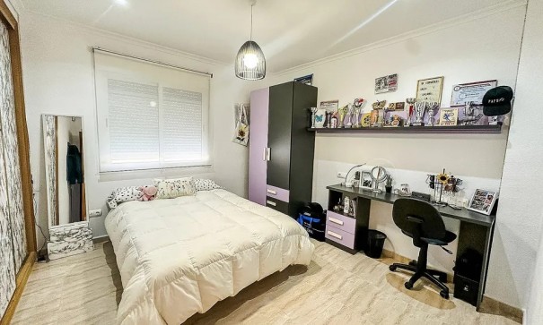 Venta - Casa de pueblo -
Hondón de los Fráiles