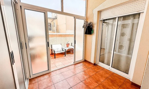 Venta - Casa de pueblo -
Hondón de los Fráiles