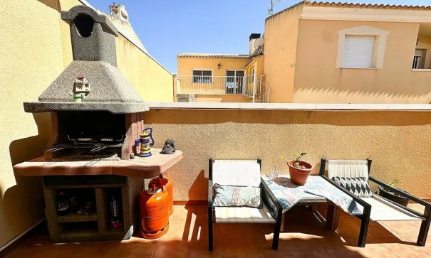 Venta - Casa de pueblo -
Hondón de los Fráiles