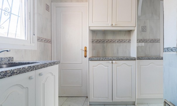 Sale - Apartment Flat -
Torrevieja - Playa de los Naufragos