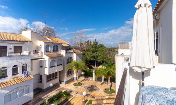 Sale - Apartment Flat -
Torrevieja - Playa de los Naufragos