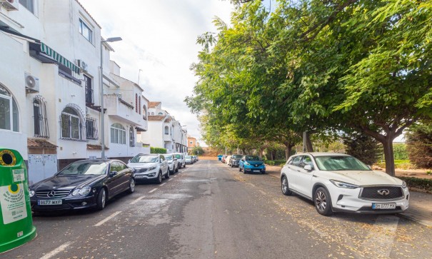 Sale - Apartment Flat -
Torrevieja - Playa de los Naufragos