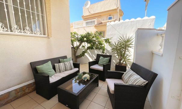 Sale - Detached Villa -
Ciudad Quesada - Rojales - Airstrip