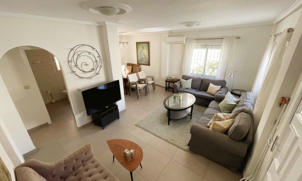 Sale - Detached Villa -
Ciudad Quesada - Rojales - Airstrip