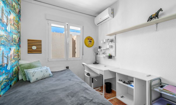 Videresalg - Lejlighed lejlighed -
Torrevieja