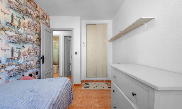 Videresalg - Lejlighed lejlighed -
Torrevieja