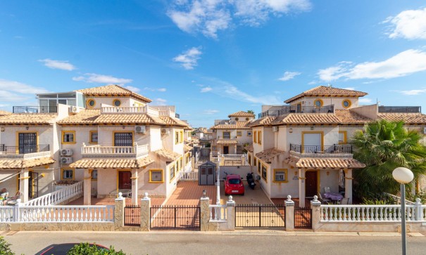 Sale - Town house -
Orihuela Costa - Cabo Roig