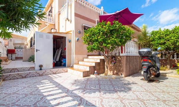 Sale - Town house -
Orihuela Costa - Cabo Roig