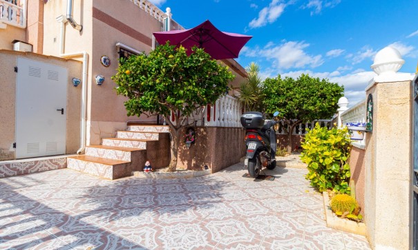 Sale - Town house -
Orihuela Costa - Cabo Roig