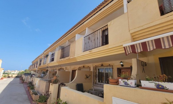 Sale - Town house -
Orihuela Costa - Playa Flamenca