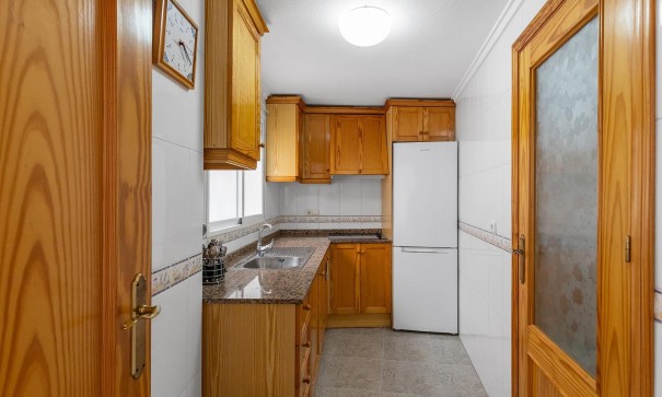 Sale - Apartment Flat -
Torrevieja - Centro