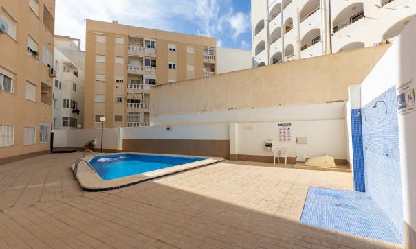Sale - Apartment Flat -
Torrevieja - Centro