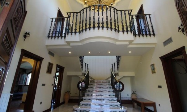 Återförsäljning - Fristående villa -
Orihuela Costa - Campoamor