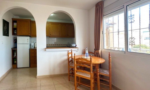 Sale - Apartment Flat -
San Miguel de Salinas - Las filipinas