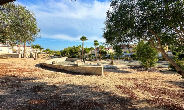 Sale - Apartment Flat -
San Miguel de Salinas - Las filipinas