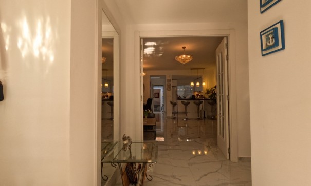 Sale - Terraced house / Townhouse -
Torrevieja - El Acequión - Los Náufragos