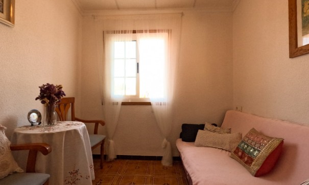 Sale - Terraced house / Townhouse -
Torrevieja - El Acequión - Los Náufragos