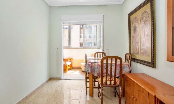 Sale - Apartment Flat -
Torrevieja - Centro