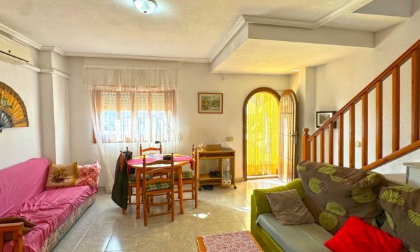 Videresalg - Lejlighed lejlighed -
Torrevieja