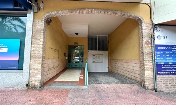 Herverkoop - Apartement Flat -
Torrevieja - Playa del cura