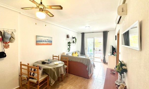 Herverkoop - Apartement Flat -
Torrevieja - Playa del cura