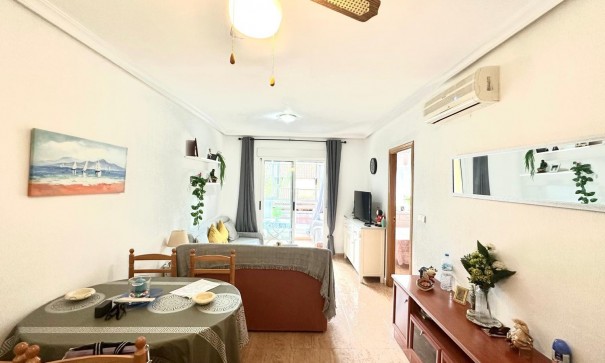 Herverkoop - Apartement Flat -
Torrevieja - Playa del cura