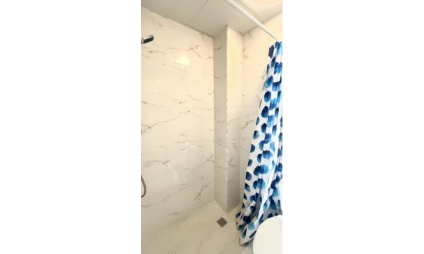 Återförsäljning - Lägenhet lägenhet -
Torrevieja - Paseo maritimo