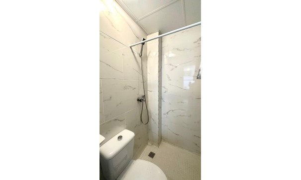 Återförsäljning - Lägenhet lägenhet -
Torrevieja - Paseo maritimo