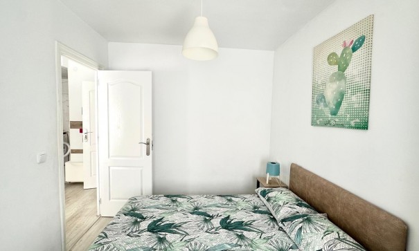 Återförsäljning - Lägenhet lägenhet -
Torrevieja - Paseo maritimo