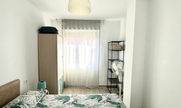 Återförsäljning - Lägenhet lägenhet -
Torrevieja - Paseo maritimo